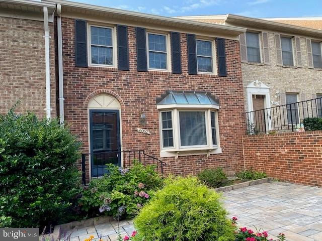 6052 Morgan Ct, Alexandria, VA 22312 - photo 1