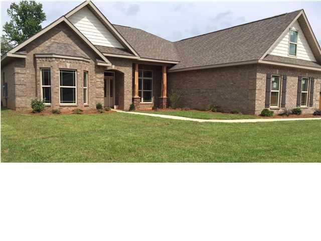 This Cynthia with a 3 car side entrance garage and