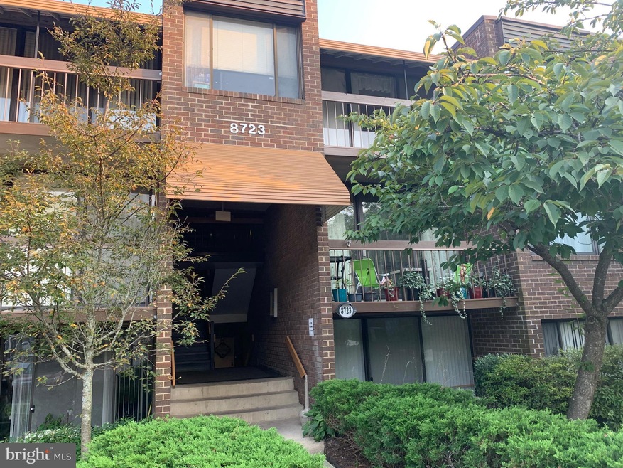 8723 Hayshed Ln unit 24, Columbia, MD 21045 - photo 1