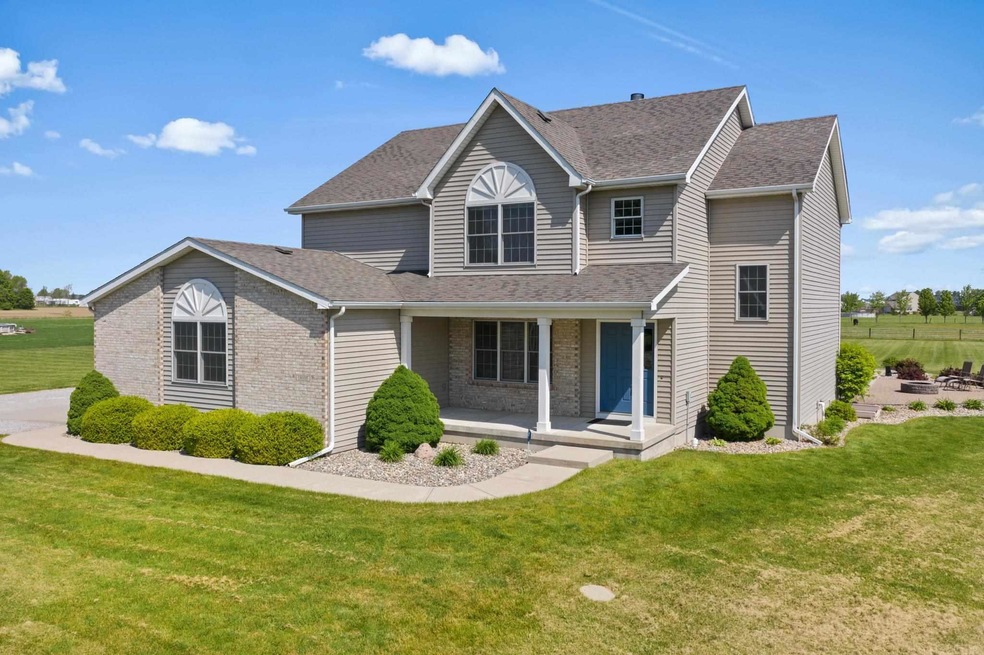 18105 Ehle Rd, Woodburn, IN 46797 - photo 1