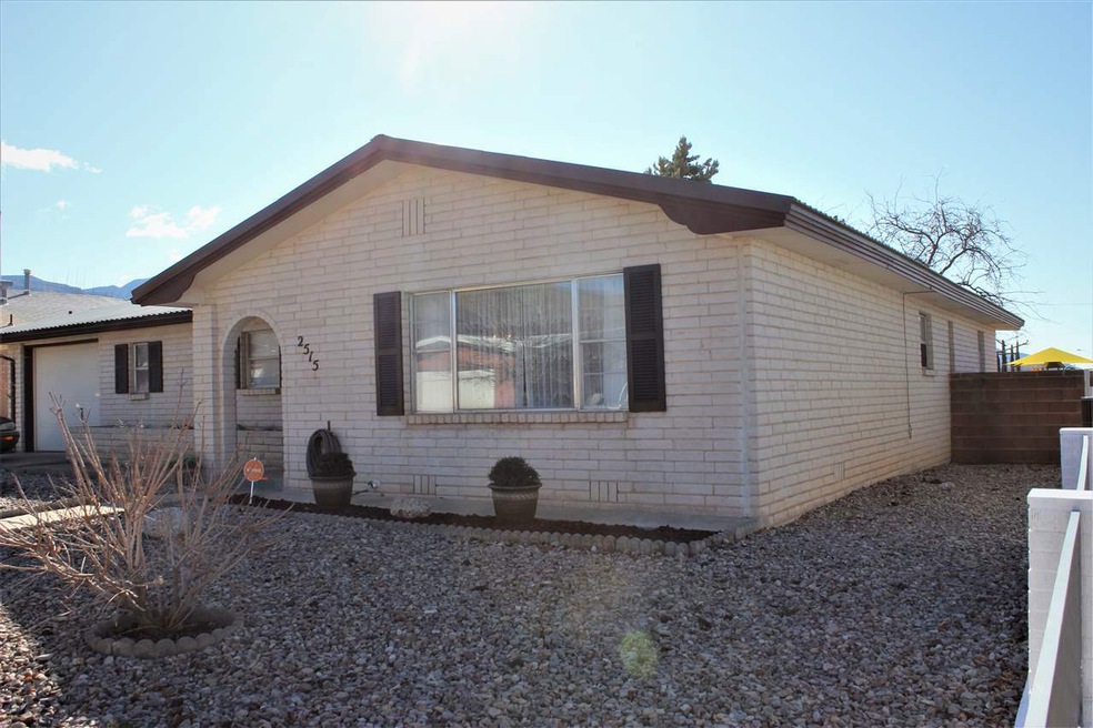 2515 Yale Ave, Alamogordo, NM 88310 - photo 1