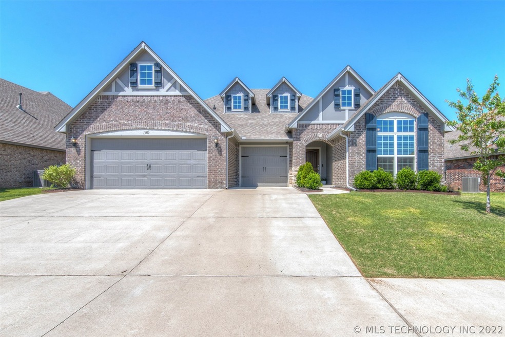 Beautiful Dawson floor plan, including a 3 car gar
