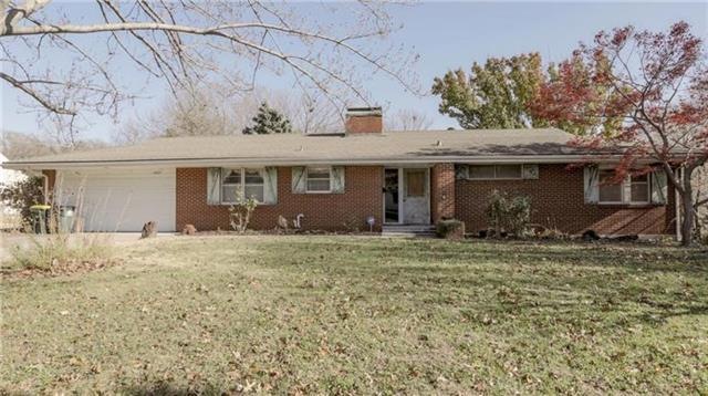 5427 Halsey St, Shawnee, KS 66216 - photo 1