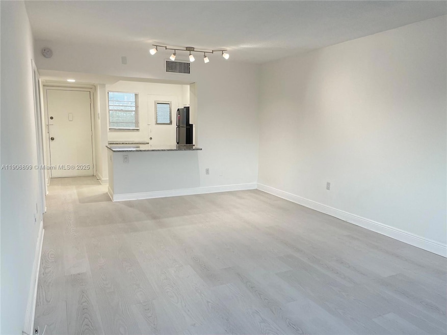 For Rent $1,800/month