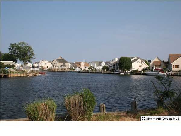 409 Bayview Ave, Bayville, NJ 08721 - photo 1