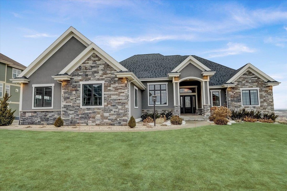 980 Carnoustie Way, Oregon, WI 53575 - photo 1