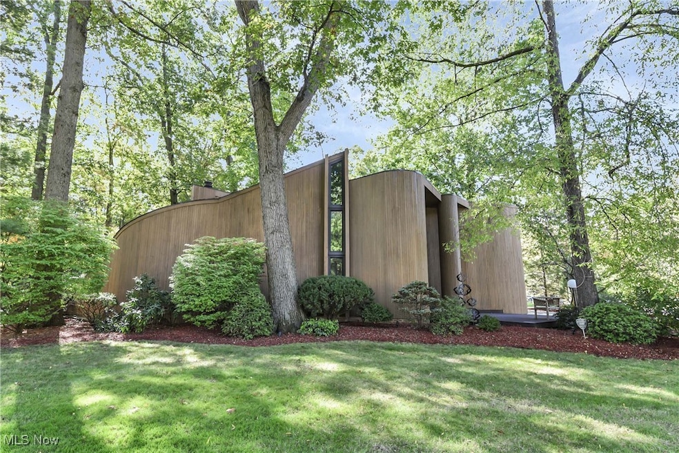 For Sale $835,000 • Co-Listing Agent