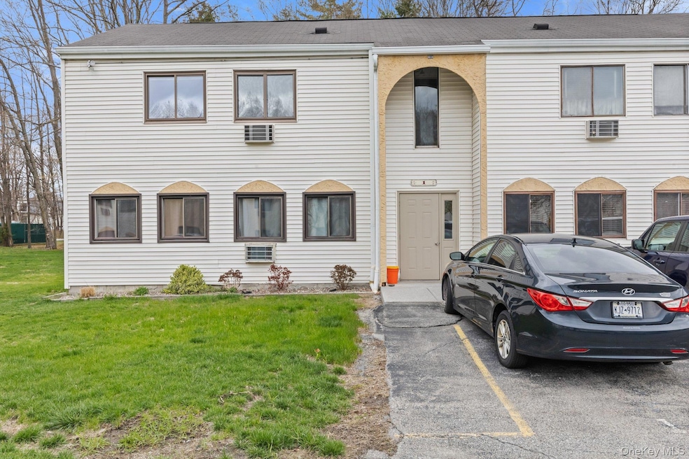 1 Carnaby St unit C, Wappingers Falls, NY 12590 - photo 1
