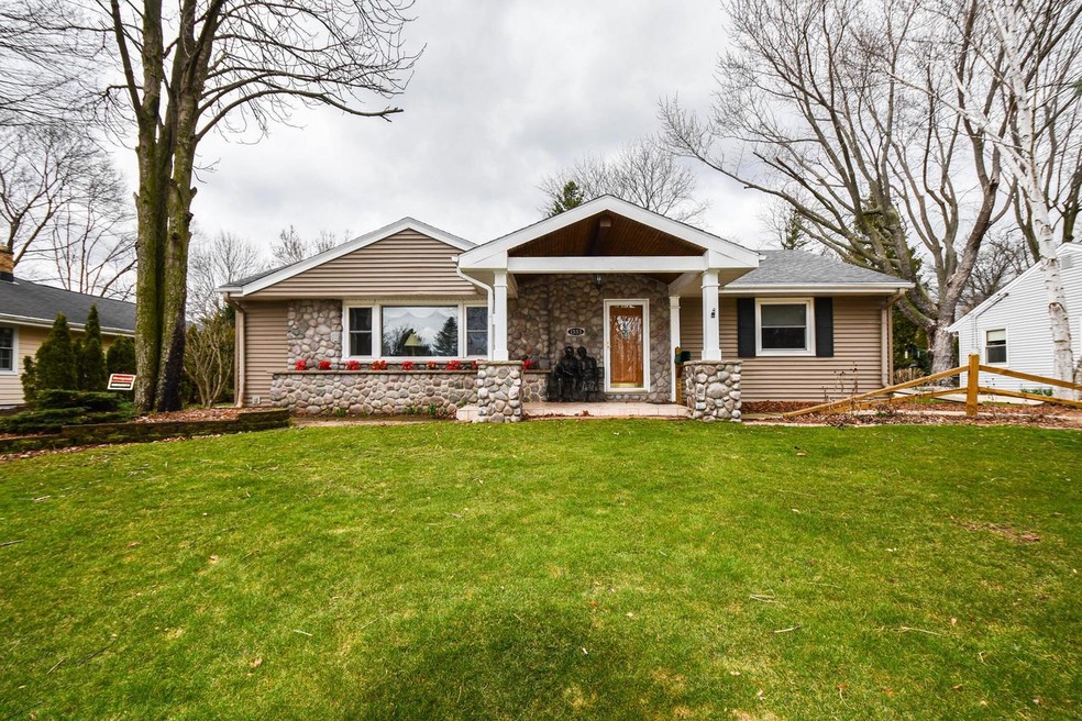 1333 N 118th St, Milwaukee, WI 53226 - photo 1