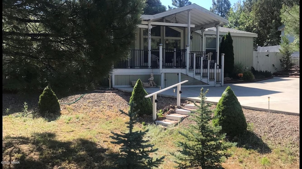 651 S 1st St, Show Low, AZ 85901 - photo 1