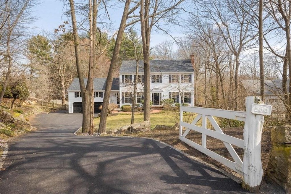 566 Main St, Hingham, MA 02043 - photo 1