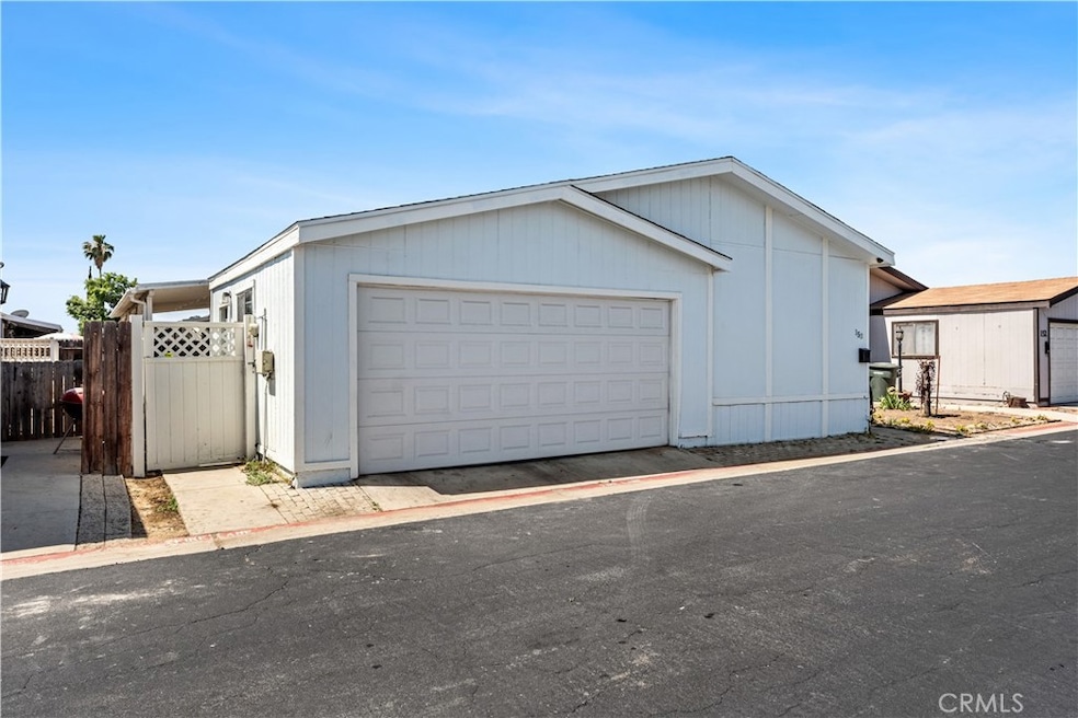 80 E Dawes St unit 153, Perris, CA 92571 - photo 1