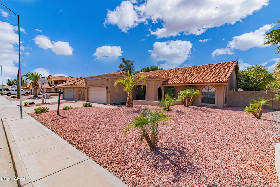 5627 E Evergreen St (1 of 39)