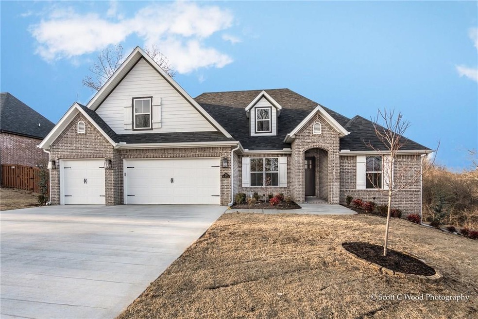 1705 NW Molokai Ln, Bentonville, AR 72712 - photo 1