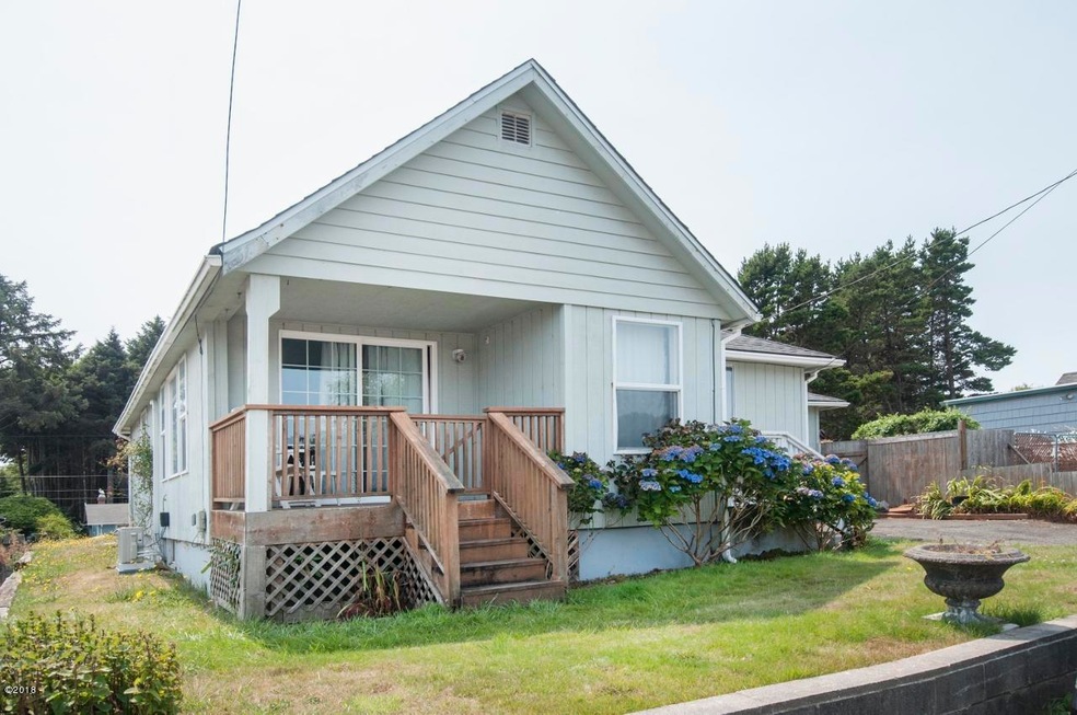 1152 SW 16th St, Lincoln City, OR 97367 - photo 1