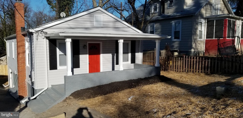 5206 Cumberland St, Capitol Heights, MD 20743 - photo 1