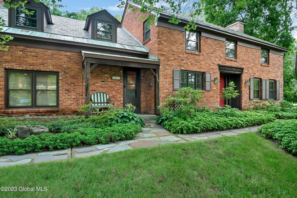 2357 Cayuga Rd, Schenectady, NY 12309 - photo 1