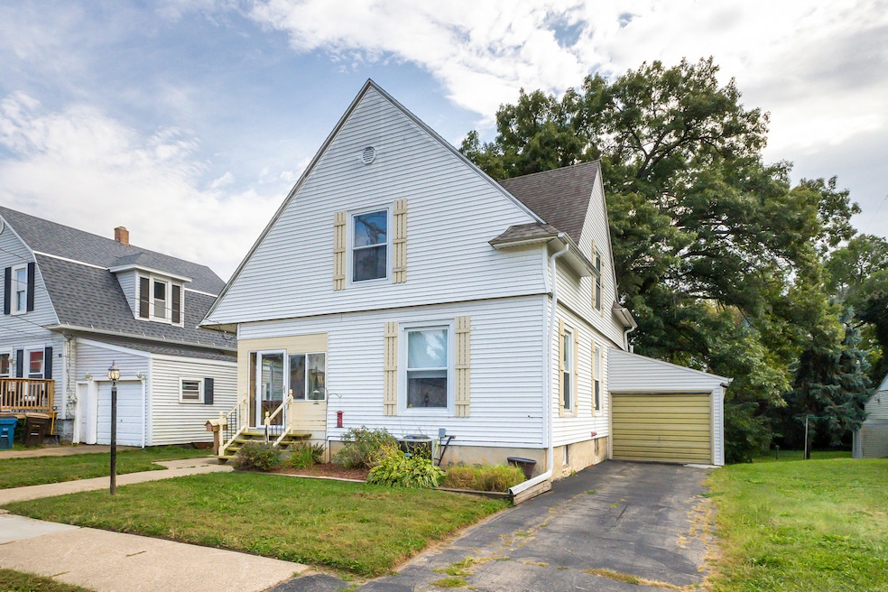 505 E Main St, Morrison, IL 61270 - photo 1