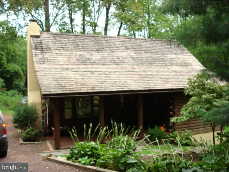 2609 Pheasant Run Ln, Spring City, PA 19475 - photo 1