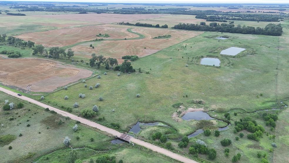 W Pretty Prairie Rd, Pretty Prairie, KS 67583 - photo 1