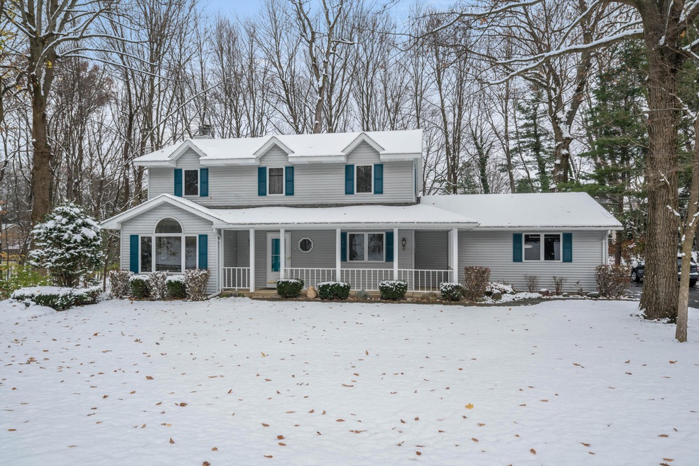 6432_Maple_Leaf_Ave_01