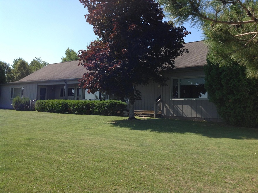 BIG MANISTIQUE LAKE HOME LAKE VIEW
