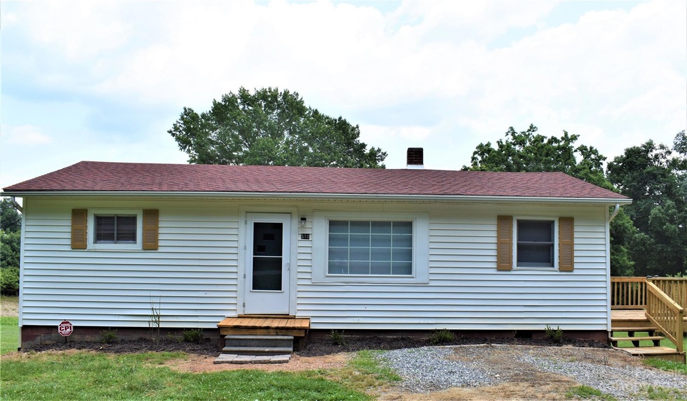 510 Tabor Rd, Olin, NC 28660