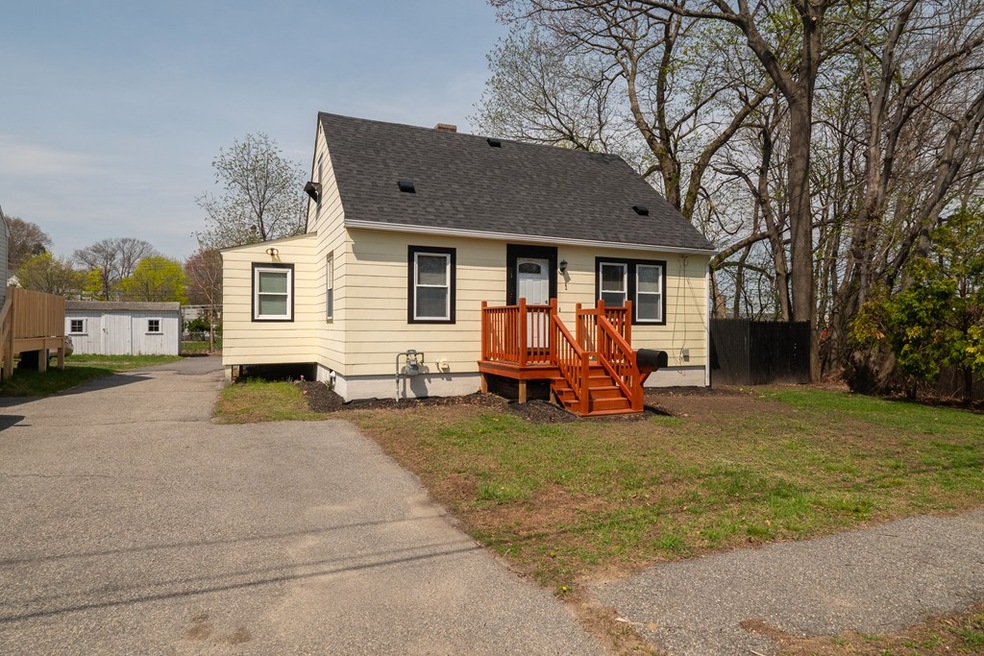 1 Vandergrift St, Lawrence, MA 01843 - photo 1