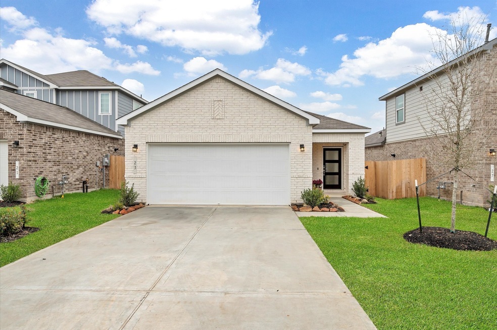23 Valiant Ridge Trail, Magnolia, TX 77354 - photo 1