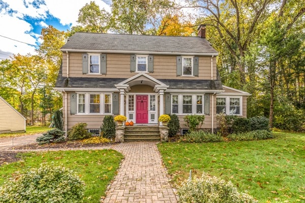 10 Outlook Rd, Wakefield, MA 01880 - photo 1