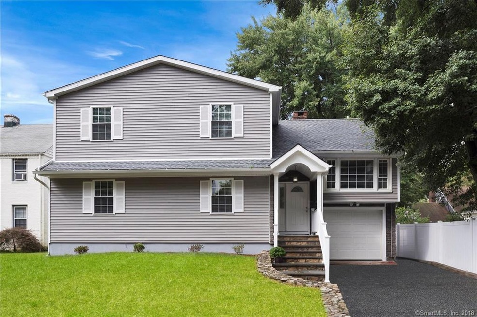 46 Brooklawn Ave, Norwalk, CT 06854 - photo 1