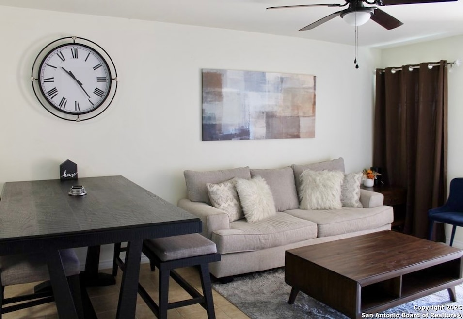 391 Riverside Dr unit 19, Eagle Pass, TX 78852 - photo 1