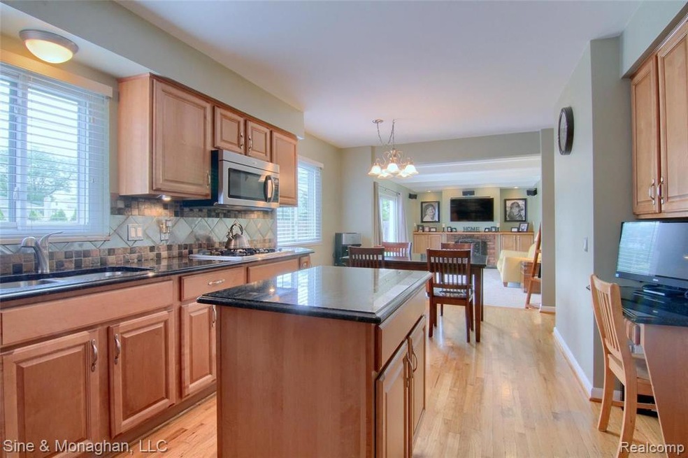 9-Kitchen-2nd-View.jpg