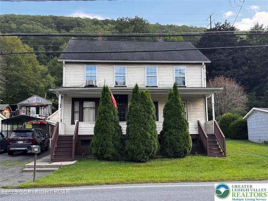 237 Stock St, Nesquehoning, PA 18240 - photo 1