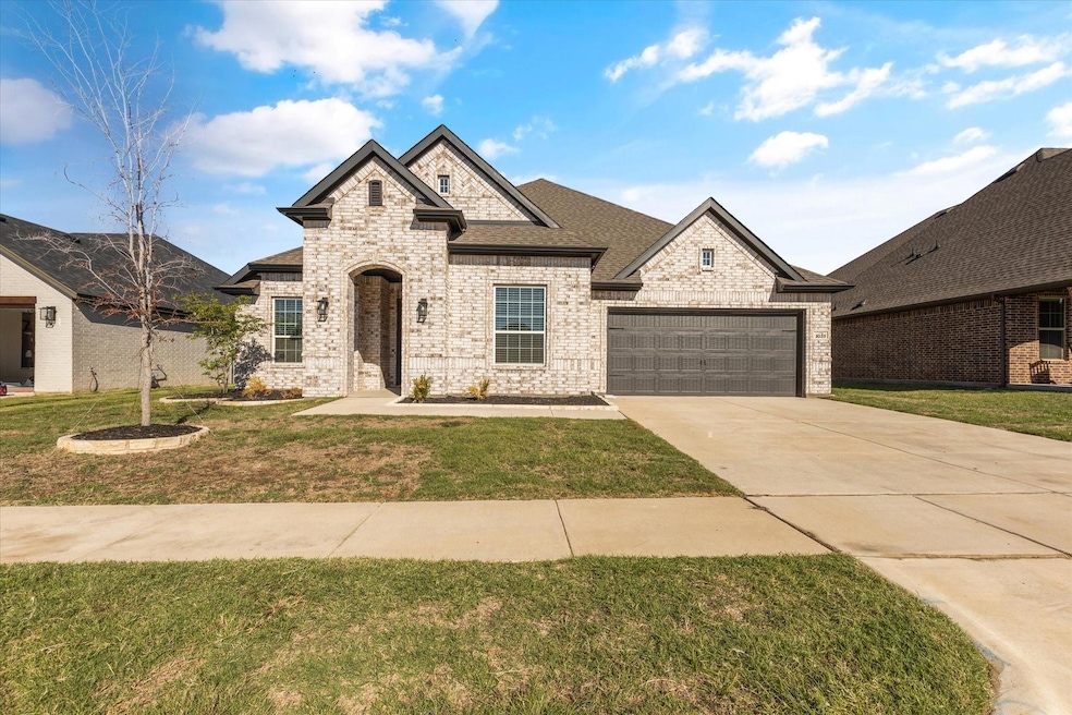 1033 Mickelson Dr, Granbury, TX 76048 | MLS# 20456529