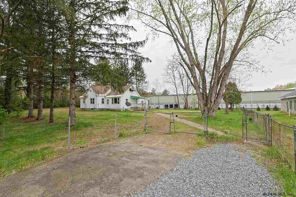 188 Edie Rd, Saratoga Springs, NY 12866 - photo 1
