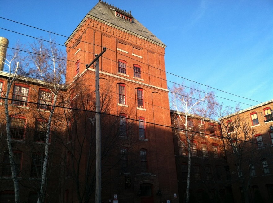 470 Silver St unit 214, Manchester, NH 03103 - photo 1