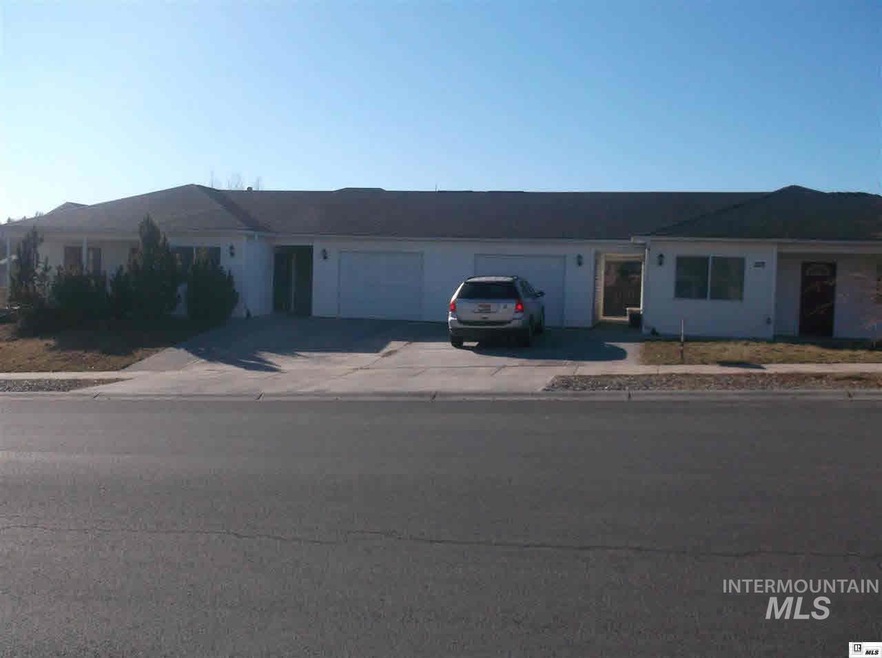 315 Rodeo Dr, Moscow, ID 83843 - photo 1