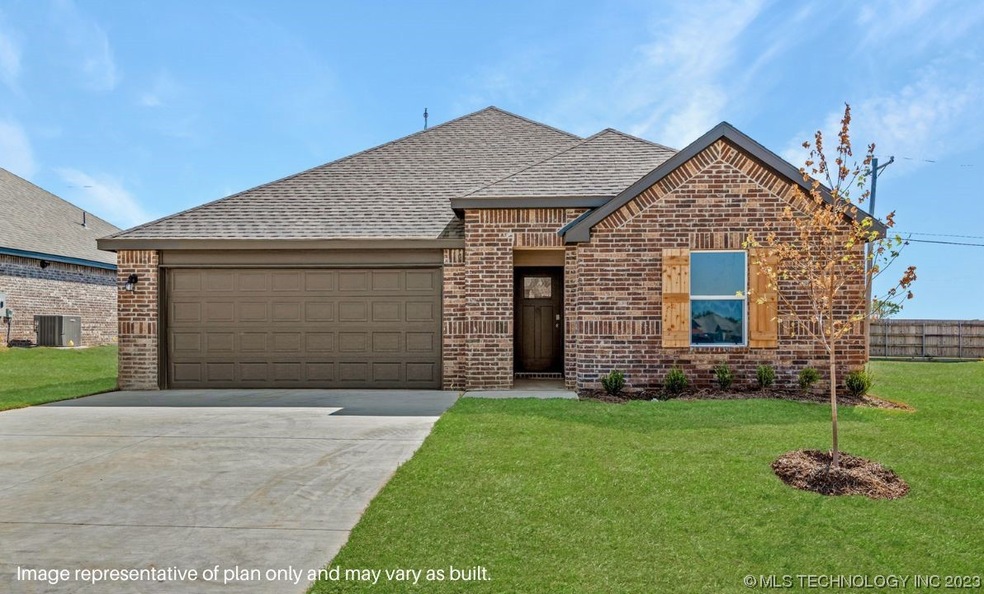 1705 W Vandalia St, Broken Arrow, OK 74012 - photo 1