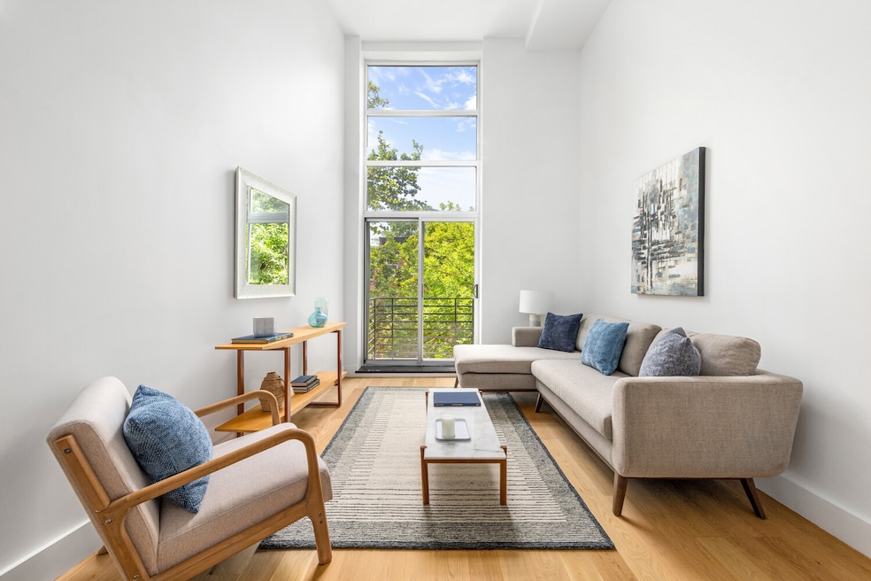 For Sale $695,000 • Co-Listing Agent