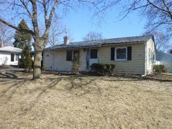 210 Amarillo Dr, Carpentersville, IL 60110 - photo 1