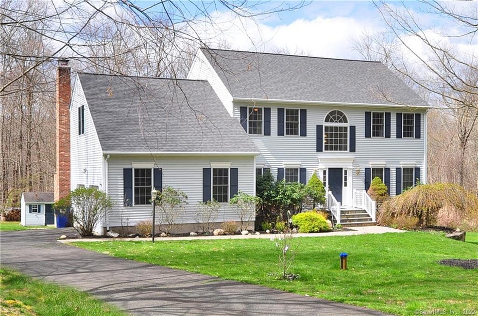 76 Fawn Ridge Ct, Southbury, CT 06488 - photo 1