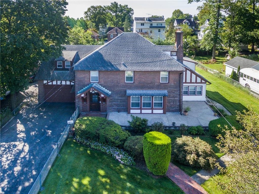 174 Coligni Ave, New Rochelle, NY 10801 MLS ONEH6267672