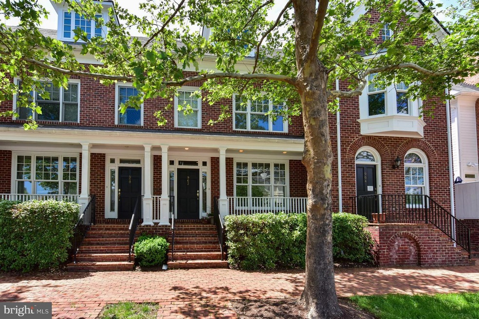 962 N Washington St, Alexandria, VA 22314 - photo 1