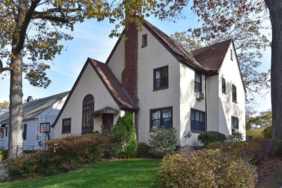 34 Bryant Rd, Yonkers, NY 10705 - photo 1