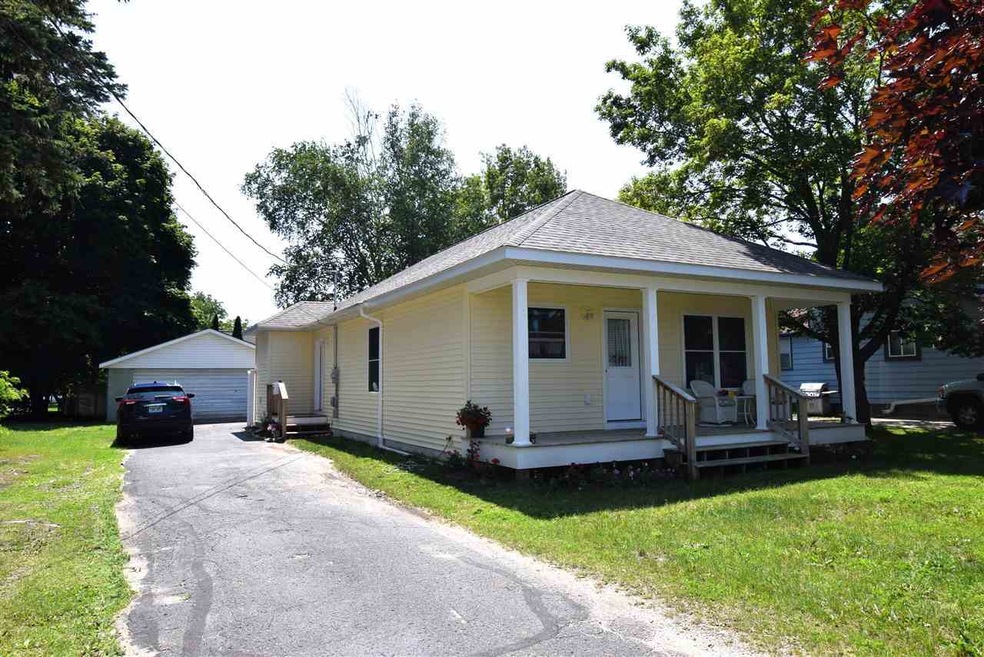 Sold $325,000