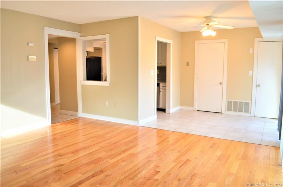 100 Brookwood Dr unit D, Rocky Hill, CT 06067 - photo 1