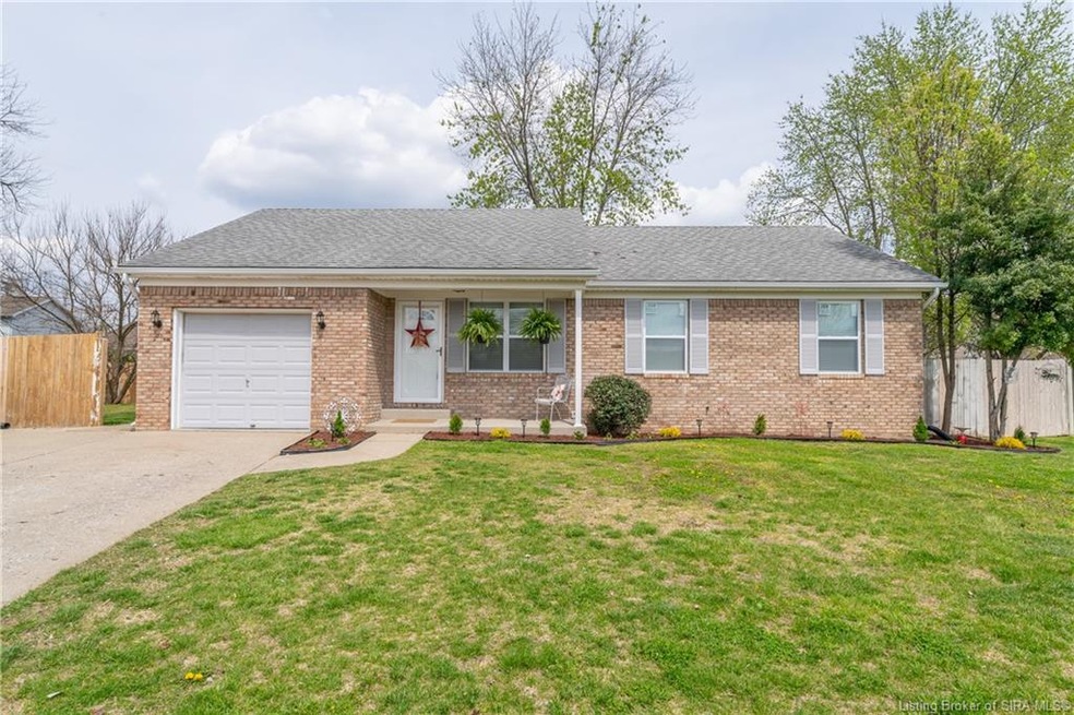 1830 Old Hickory Ct, New Albany, IN 47150 - photo 1