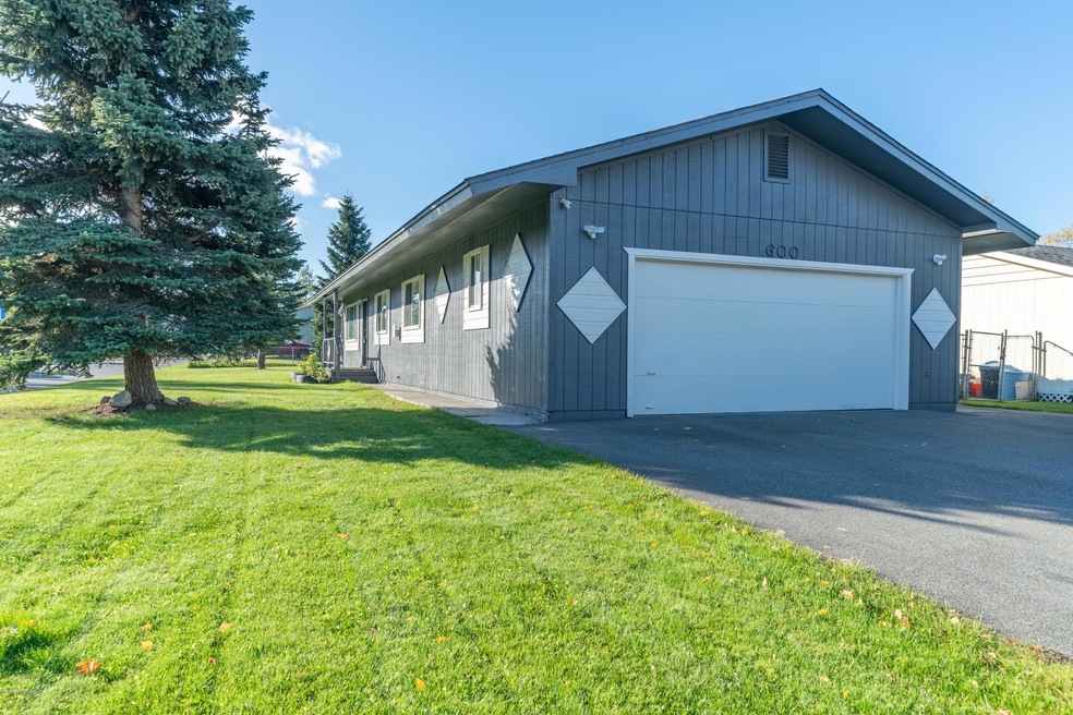 exterior, garage