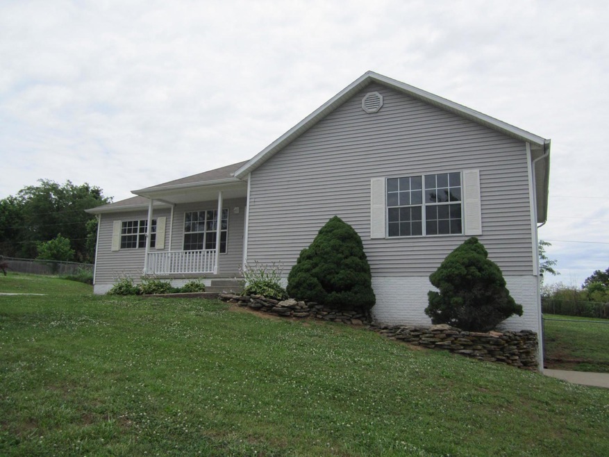 906 N 41st St, Nixa, MO 65714 - photo 1